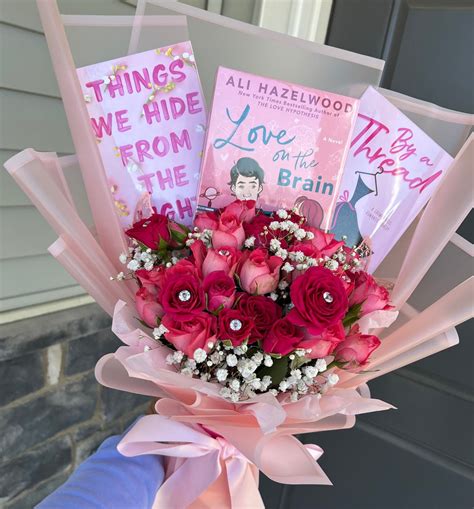 book bouquet gift